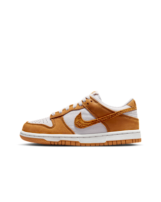Nike Dunk Low SE Older Kids' Shoes. Nike ID